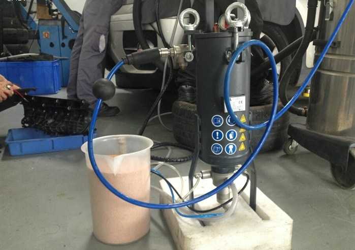 核桃砂|核桃殼磨料清理寶馬積碳